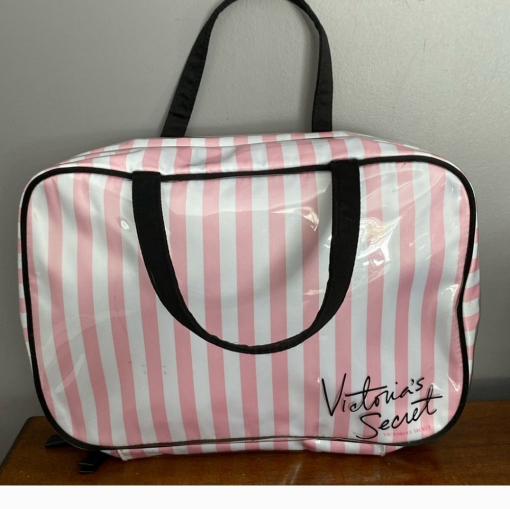 Victoria’s Secret Spacious travel case
